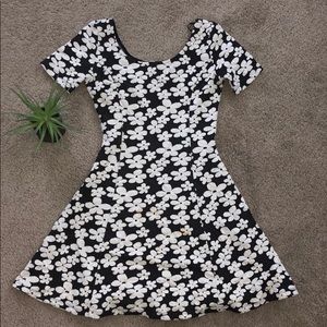 Forever 21/Divided Floral Dress